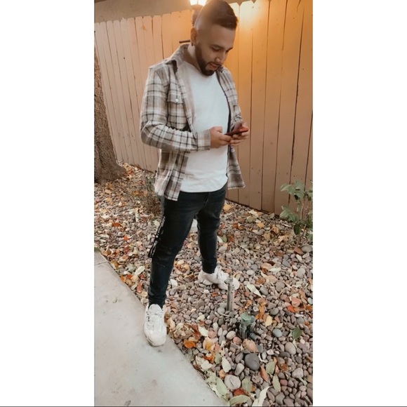 Meet your Posher, Jonathan - Picture 1 of 1